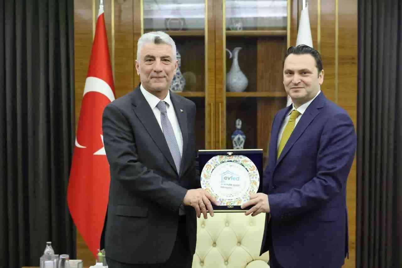 EVFED ile Sektörel İş Birliği Görüşüldü Ticaret Bakanı Ömer Bolat,