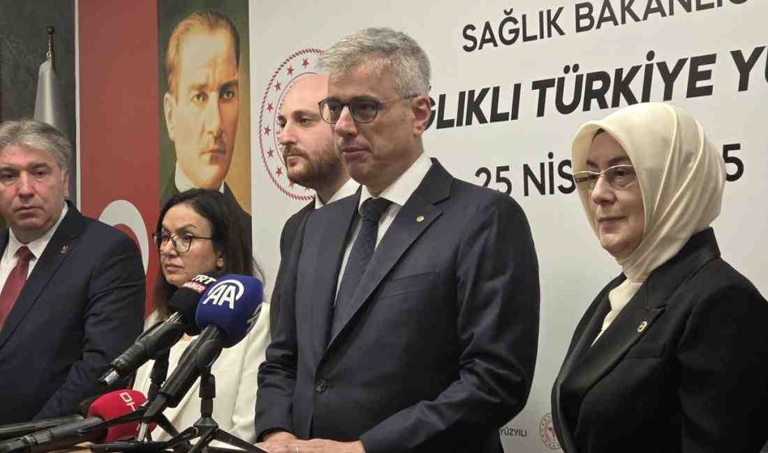 Sağlık Bakanı Kemal Memişoğlu, bir dizi ziyaret kapsamında gittiği Yalova’da,