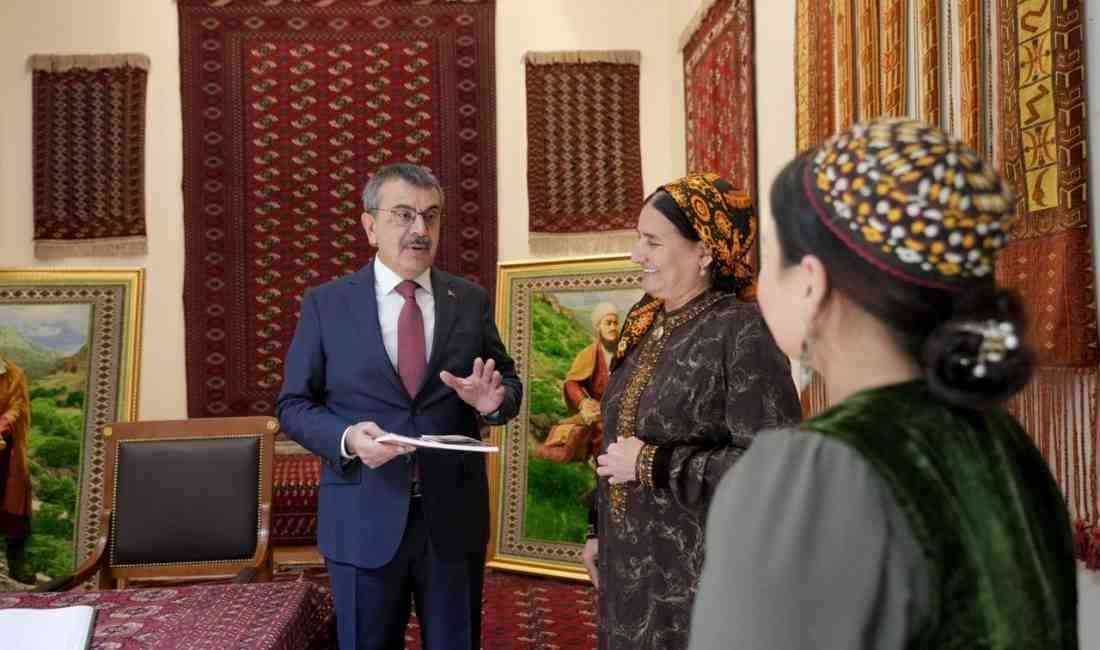 Milli Eğitim Bakanı Yusuf Tekin, resmi temaslarda bulunmak üzere gittiği