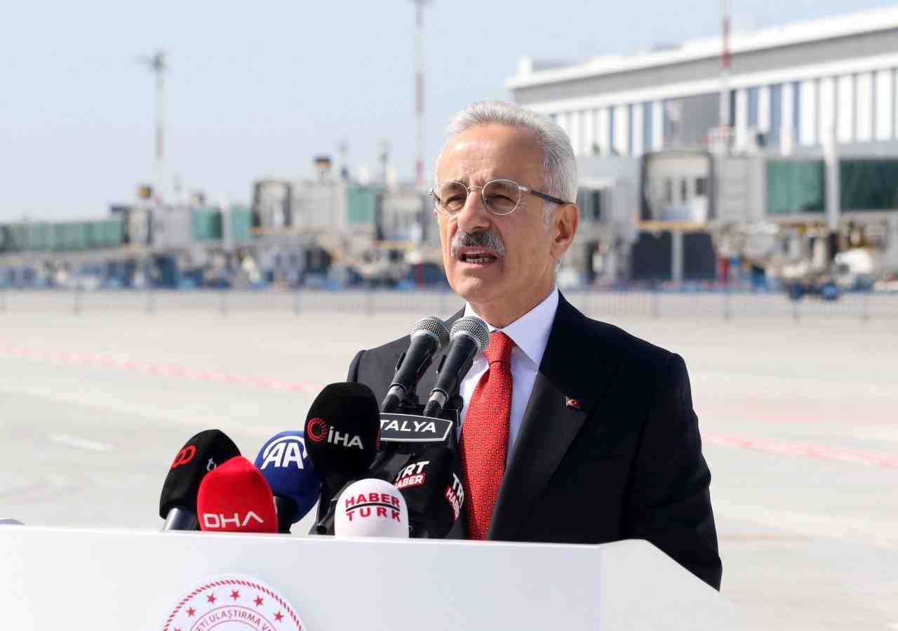 Yeni Terminal ve Ek Yatırımlar TamamlandıUlaştırma ve Altyapı Bakanı Abdulkadir