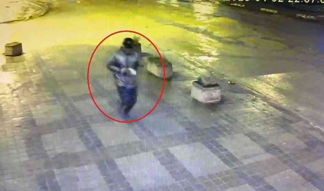 6 Gün Arayla 2 Ev Soydu, 50 Güvenlik Kamerasından Yakalandı