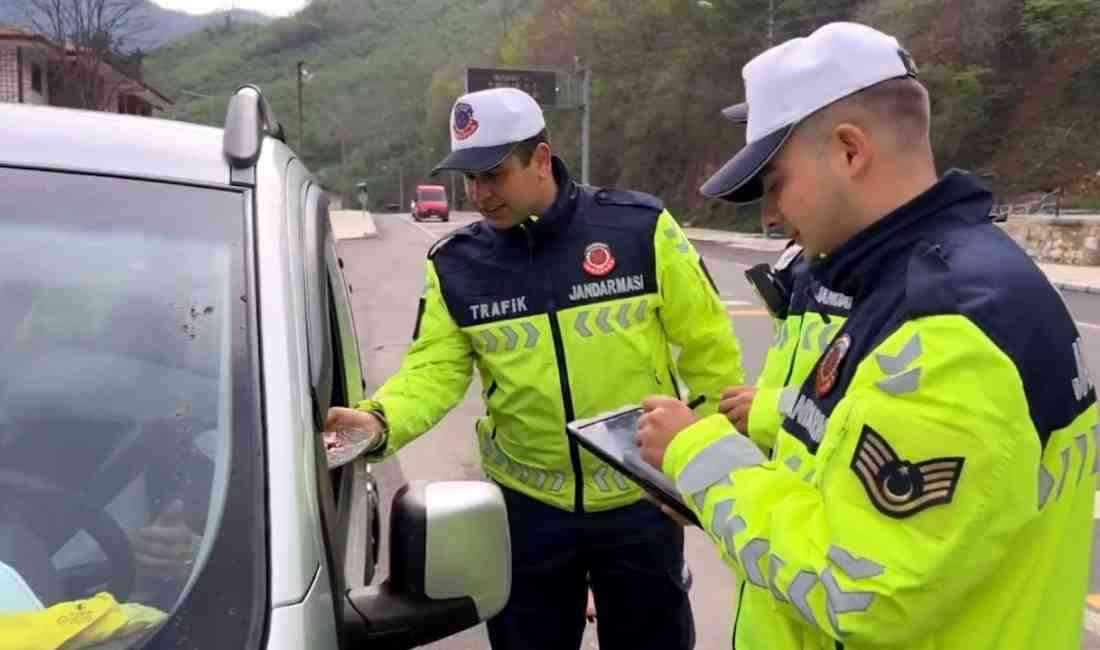 İçişleri Bakanı Ali Yerlikaya, Ramazan Bayramı tatilinin ilk 6 gününde
