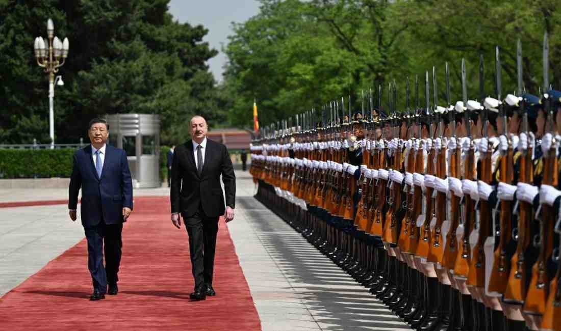 Çin ve Azerbaycan Arasında “Kapsamlı Stratejik Ortaklık” Dönemi Başladı Şi Cinping ve İlham Aliyev Pekin’de Buluştu Çin Devlet Başkanı