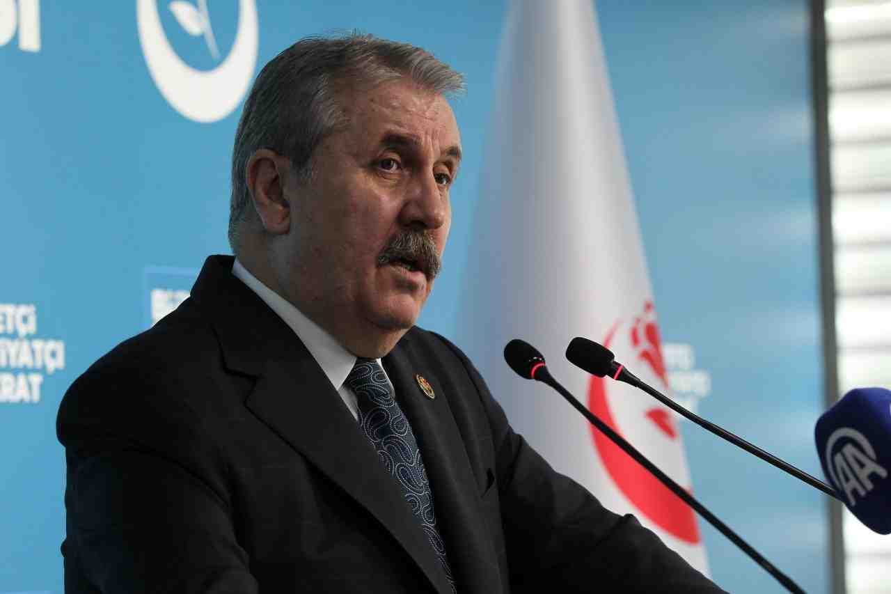 Büyük Birlik Partisi (BBP) Genel Başkanı Mustafa Destici, parti genel