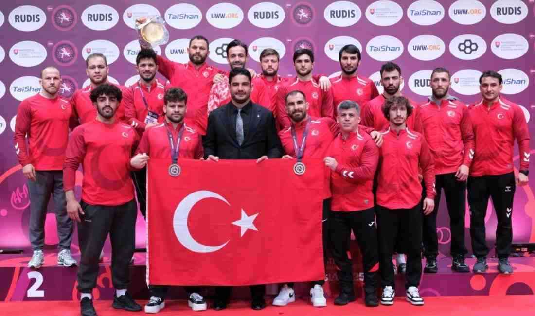 Slovakya’da Güreş Rüzgarı Esti 7 Nisan’da Slovakya’nın Bratislava kentinde başlayan