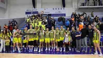 Kadınlar Basketbol Süper Ligi yarı final ilk maçında Fenerbahçe Opet,