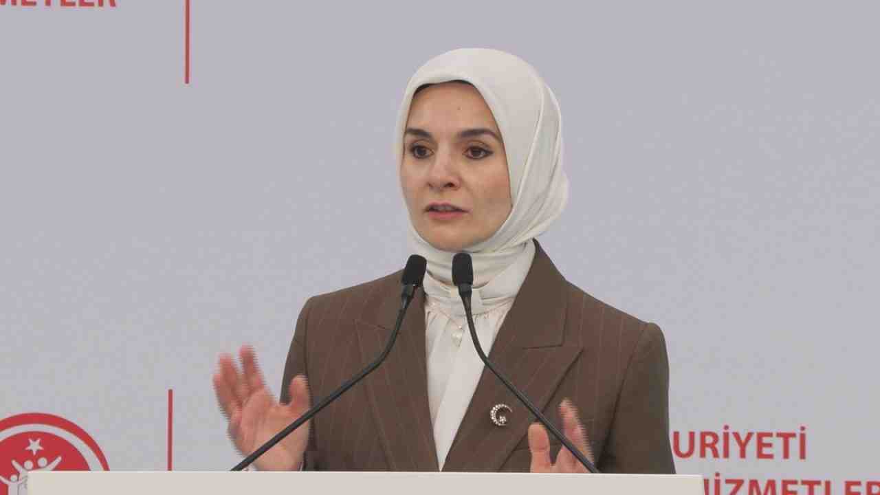 Aile ve Sosyal Hizmetler Bakanı Mahinur Özdemir Göktaş, dünya şampiyonalarında