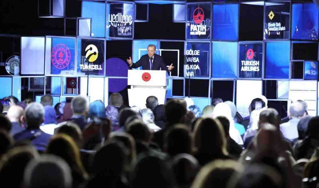 Cumhurbaşkanı Recep Tayyip Erdoğan, İstanbul’da bu yıl üçüncüsü düzenlenen Yeditepe