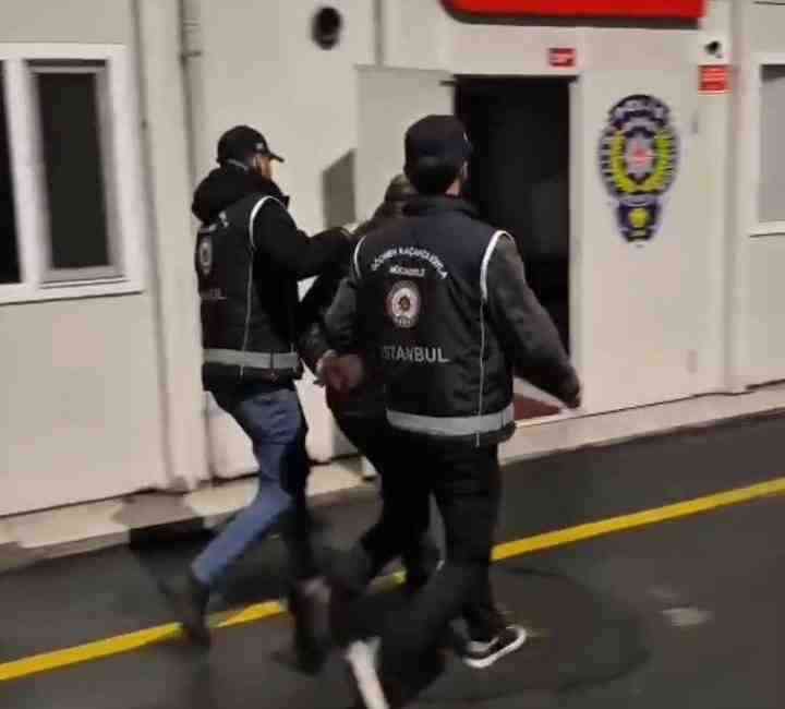 İtalya’nın aradığı suç örgütü lideri Fatih’te kıskıvrak yakalandı İçişleri Bakanı