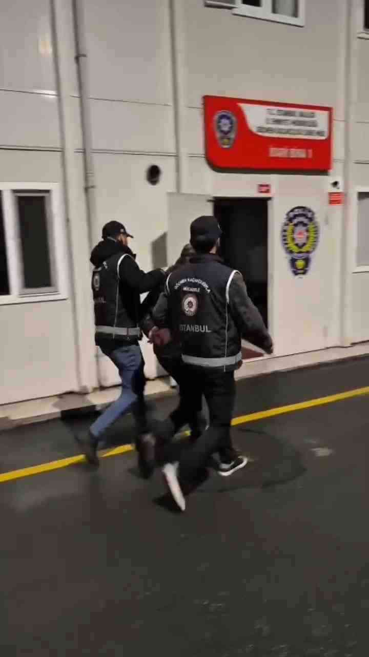 İtalya’nın aradığı suç örgütü lideri Fatih’te kıskıvrak yakalandı İçişleri Bakanı