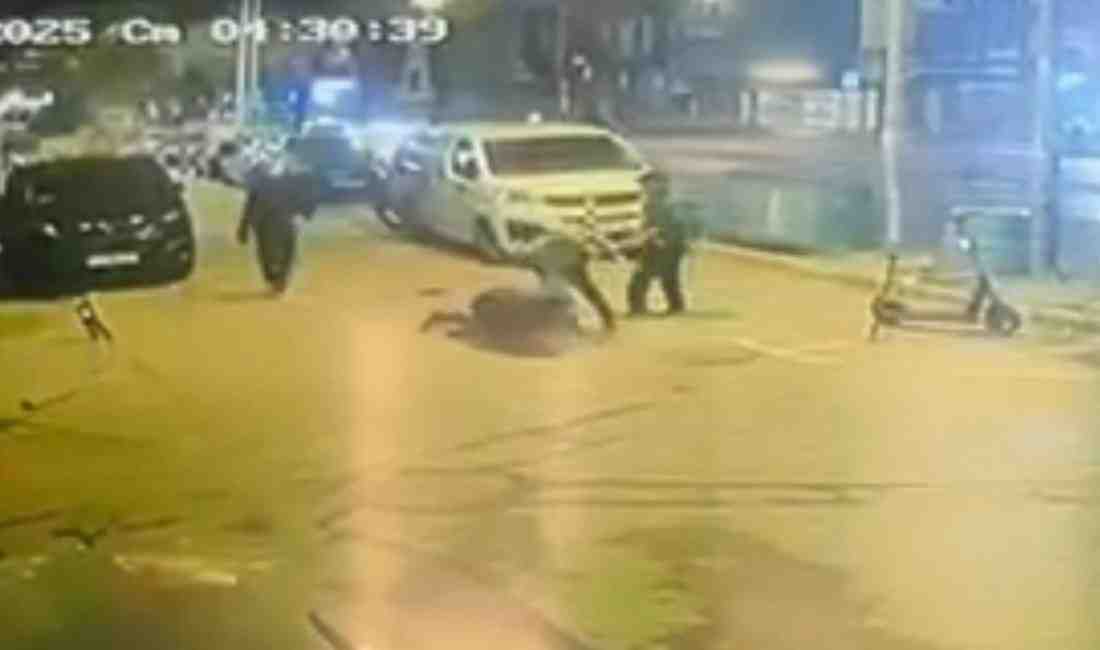 Karaköy’de Fırın Çalışanına Sokak Ortasında Gasp ve Şiddet: 3 Şüpheli Tutuklandı Bişar T., İş Çıkışı Saldırıya Uğradı İstanbul Karaköy’de, sabaha karşı