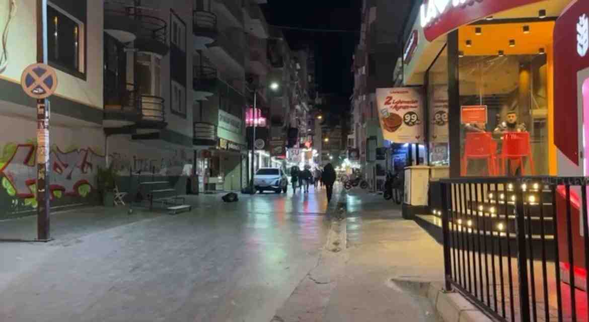 Ege Denizi’nde Gece Yarısı Hissedilen Depremİzmir Körfezi açıklarında, Ege Denizi’nde