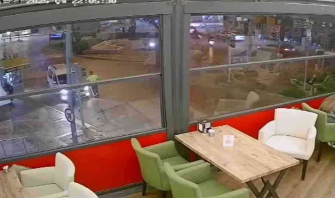 İzmir’in Buca ilçesinde yaşanan olay, trafik kontrolü sırasında tam anlamıyla