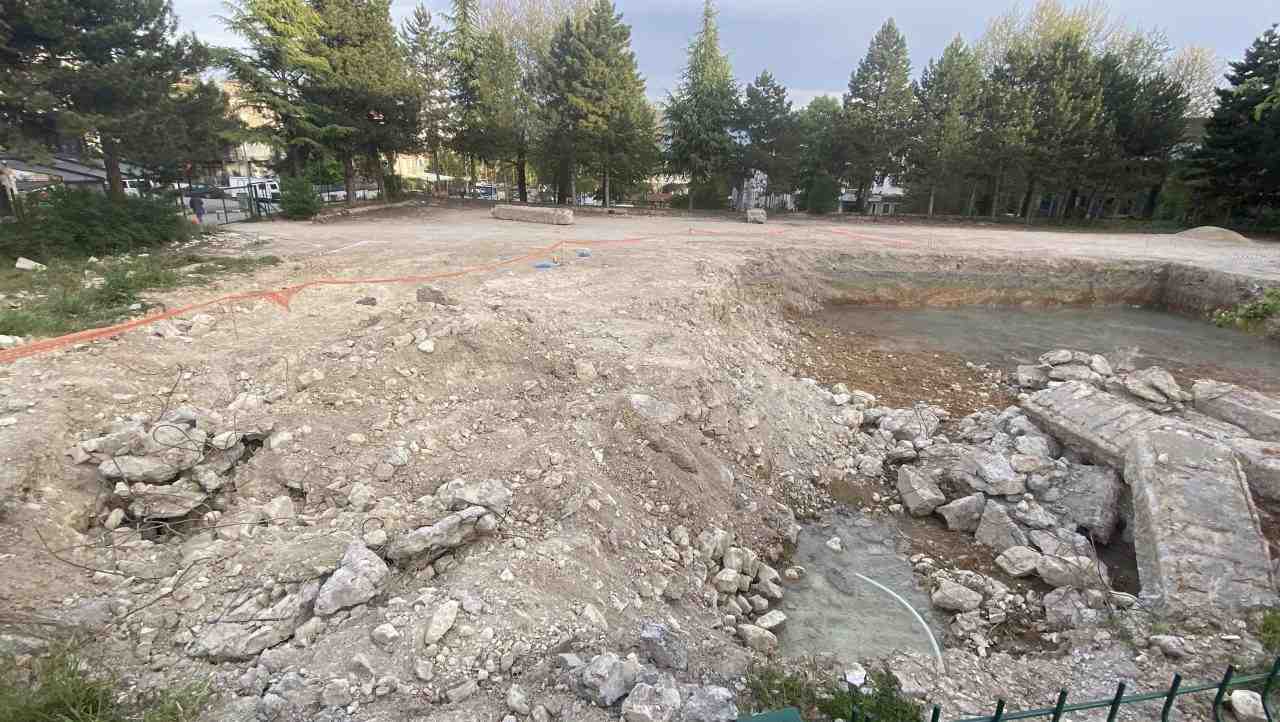 Tarihi Kanal, Okul Temelinde Gün Yüzüne ÇıktıKarabük’ün Safranbolu ilçesi Yenimahalle’de,