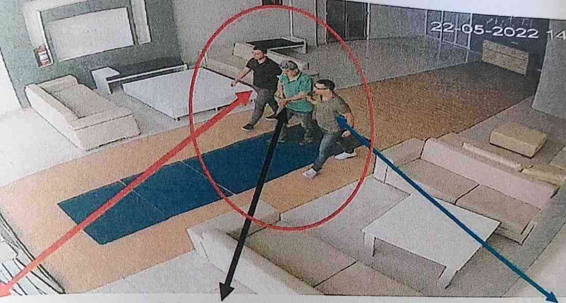 Adana’da kendisini Milli İstihbarat Teşkilatı (MİT) görevlisi olarak tanıtan M.A.A.