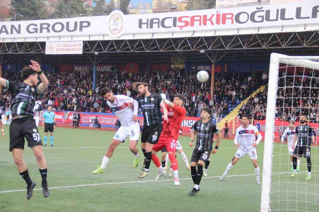 TFF 3. Lig 4. Grup’ta şampiyonluk mücadelesi veren Mardin 1969