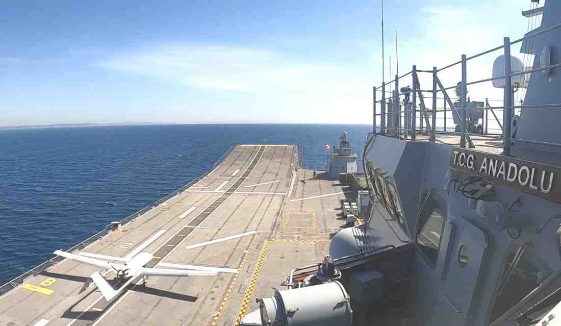 Bayraktar TB3, TCG ANADOLU’ya İlk Kalkış ve İnişini Başarıyla Gerçekleştirdi Milli Savunma Bakanlığı, Türk savunma sanayii açısından tarihi bir gelişmeyi