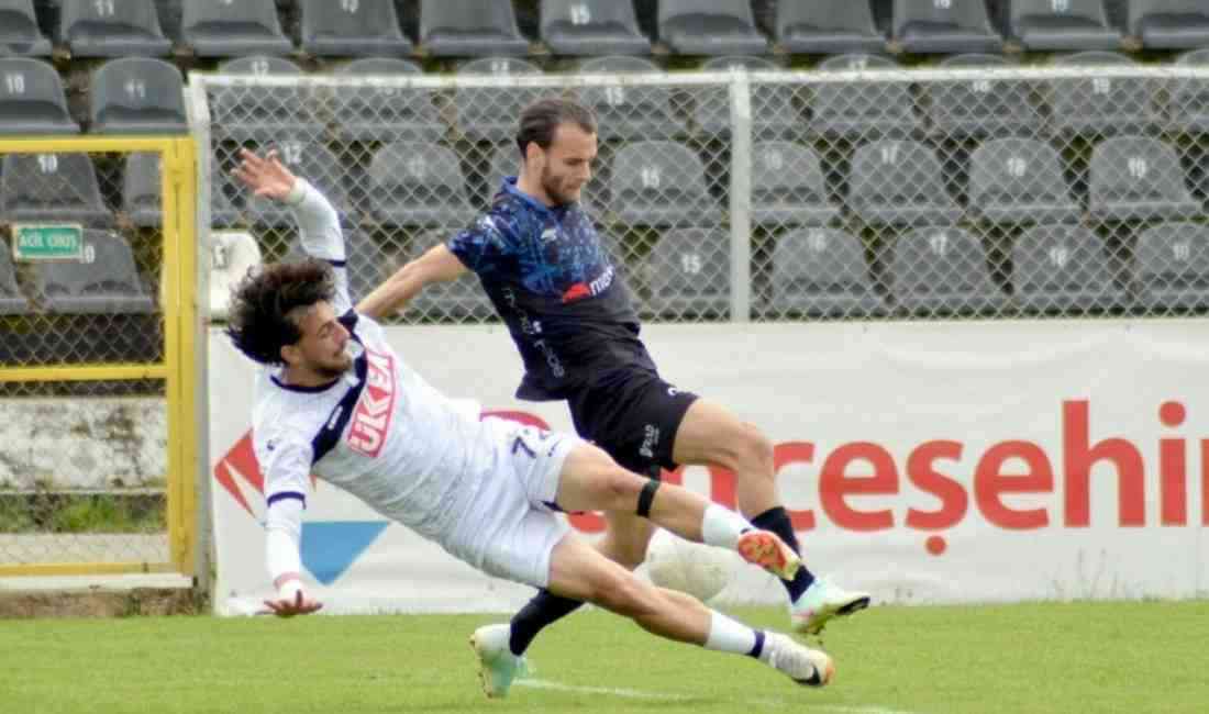 TFF 2. Lig Kırmızı Grup’ta zor günler geçiren Nazillispor, sahasında