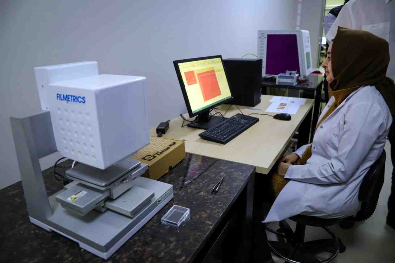 Konya’dan Dünyaya Çip İhracatı Necmettin Erbakan Üniversitesi’nde üretilen elektronik, optik