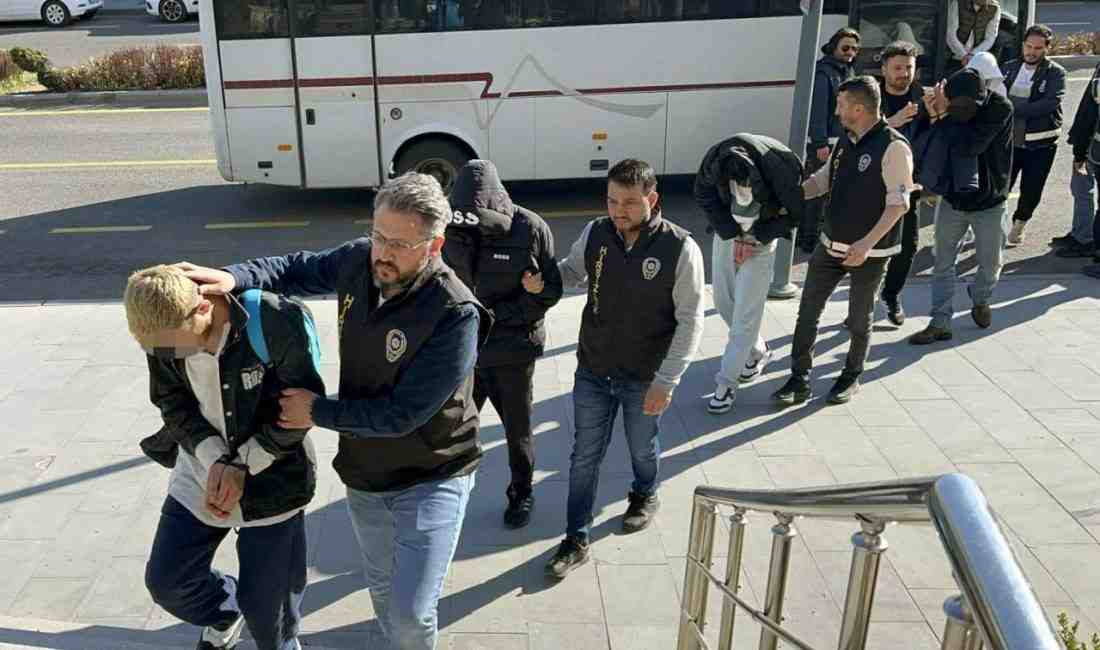 Nevşehir’de başlatılan dolandırıcılık soruşturması kapsamında, kendilerini savcı ve avukat olarak