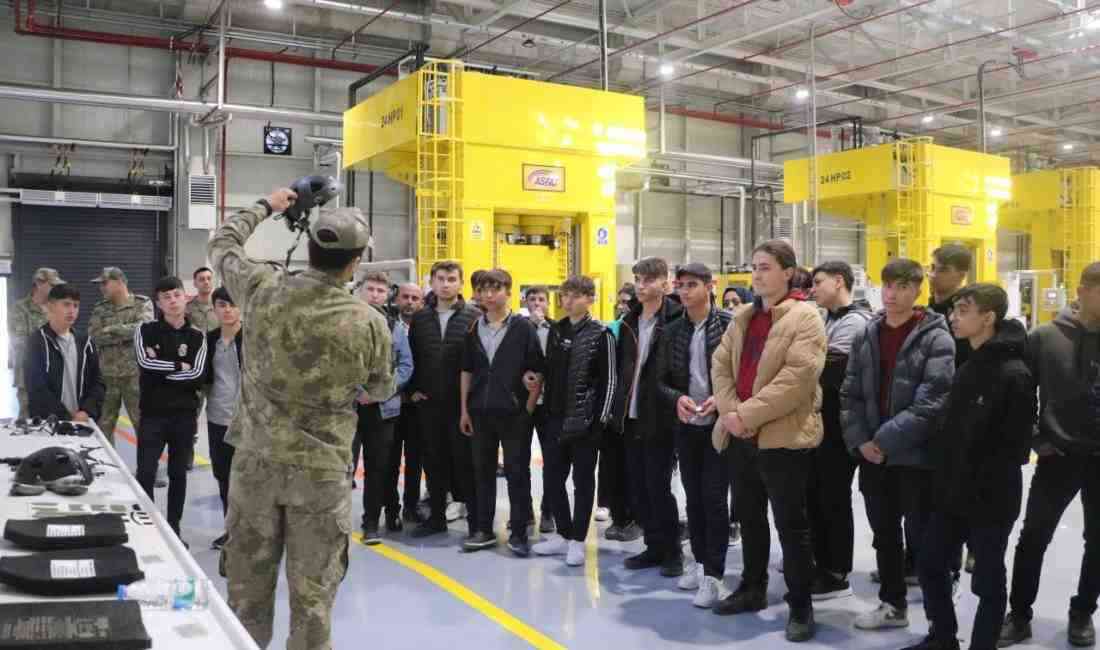 Afyonkarahisar’da 327 lise ve üniversite öğrencisi, Milli Savunma Bakanlığı’na bağlı