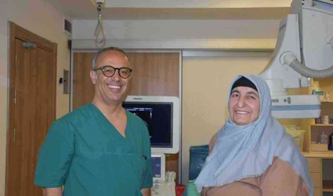 İzmir’de nefes darlığı şikayetiyle hastaneye başvuran 62 yaşındaki Bircan Turan,