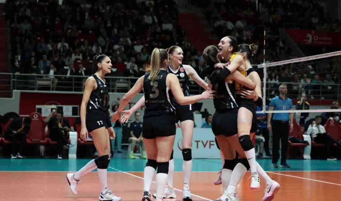 Sultanlar Ligi final serisinin 3’üncü maçında VakıfBank, deplasmanda Fenerbahçe Medicana’yı