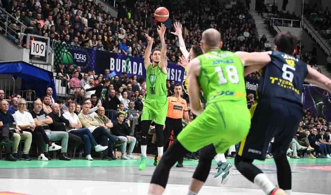 TOFAŞ, evinde direnç gösterdi ama kazanamadı Türkiye Sigorta Basketbol Süper