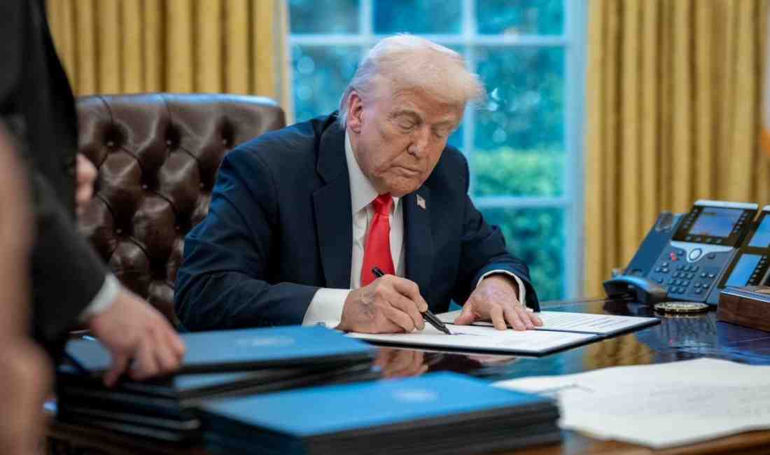 ABD Başkanı Donald Trump, ülkeye yatırım yapan iş insanlarına seslenerek,