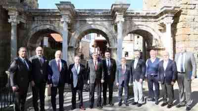 Antalya Valisi Hulusi Şahin, kentin UNESCO Dünya Kültür Mirası Listesi’nde