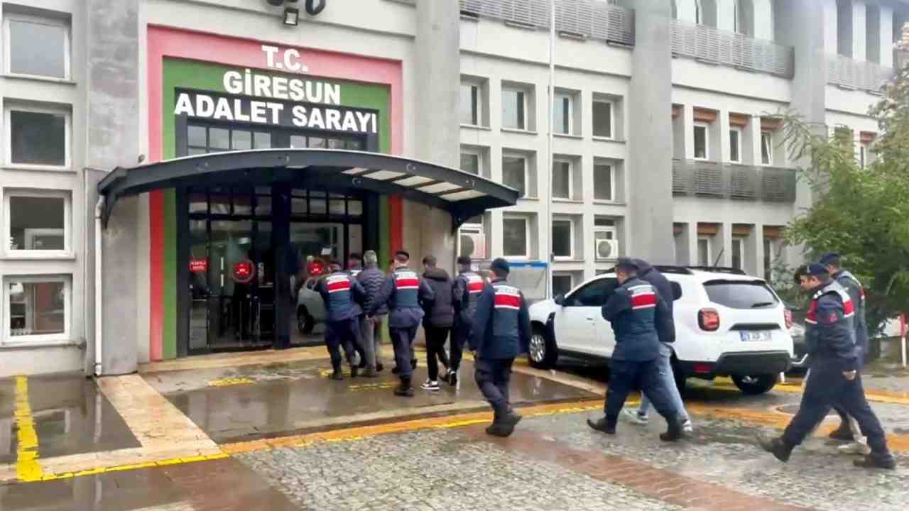 İçişleri Bakanı Ali Yerlikaya, sosyal medya hesabı üzerinden yaptığı açıklamada,