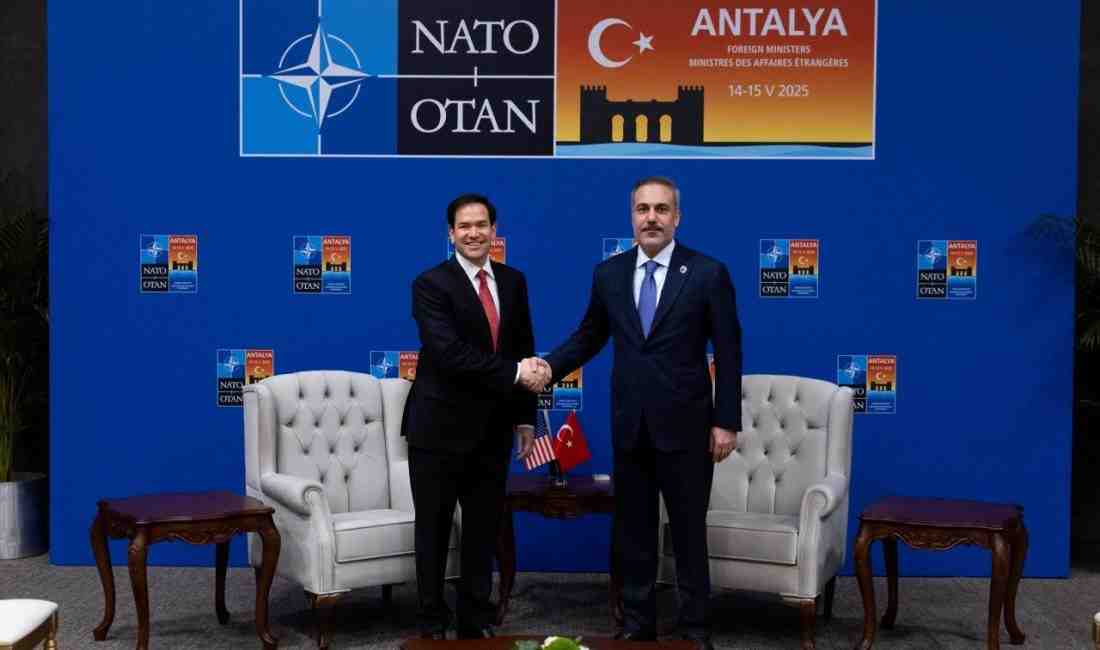 Suriye Krizinde Yeni Dönem Sinyalleri Antalya’da düzenlenen NATO Dışişleri Bakanları