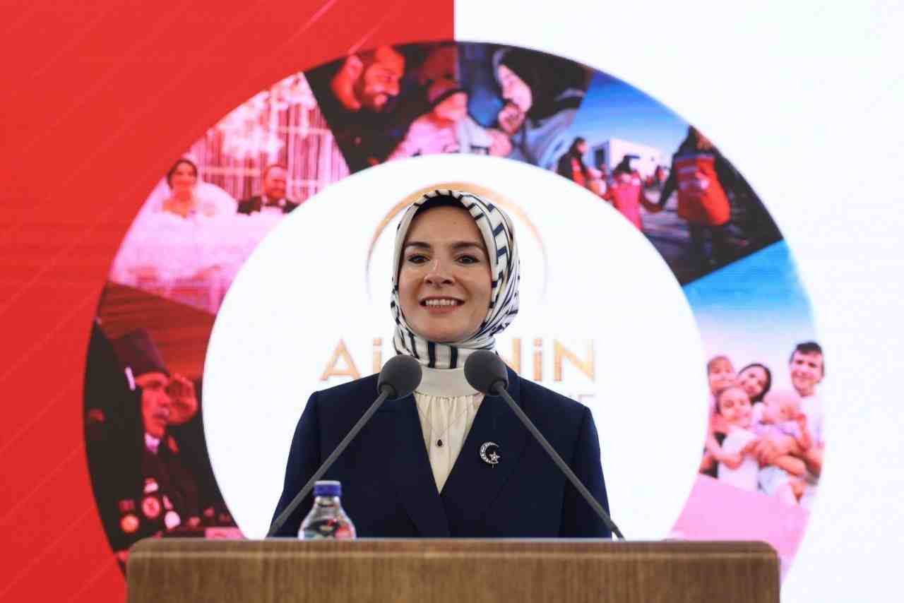 Aile ve Sosyal Hizmetler Bakanı Mahinur Özdemir Göktaş, mayıs ayına
