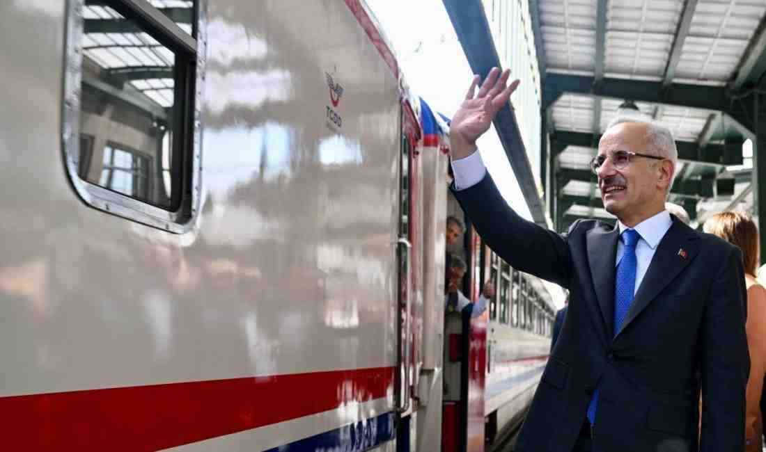 Ulaştırma ve Altyapı Bakanı Abdulkadir Uraloğlu, yaklaşan Kurban Bayramı tatilinde