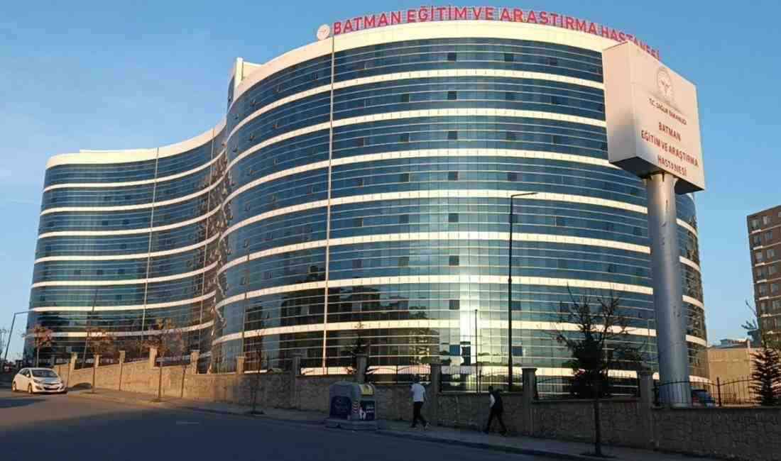 Batman’da bir lisenin kantininden tavuk döner yiyen yaklaşık 40 öğrenci,