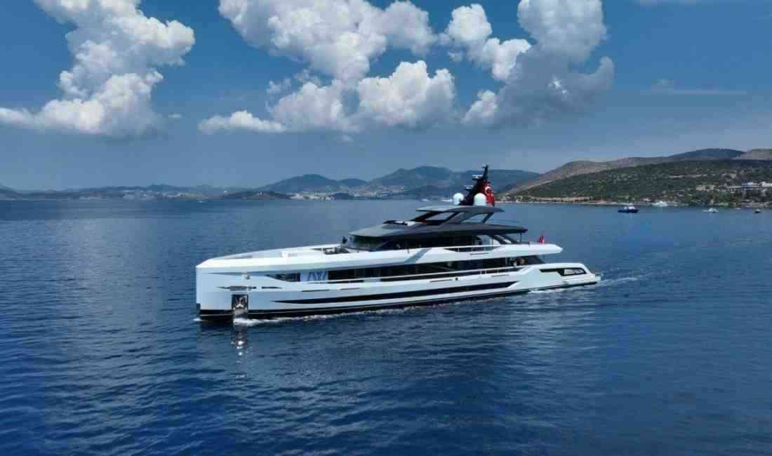 Muğla’nın Bodrum ilçesinde özel bir tersanede inşa edilen, 50 metre