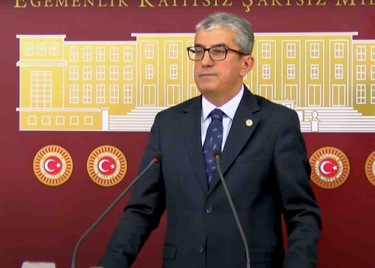 CHP Grup Başkanvekili Gökhan Günaydın, Türkiye’nin hassas bir süreçten geçtiğini