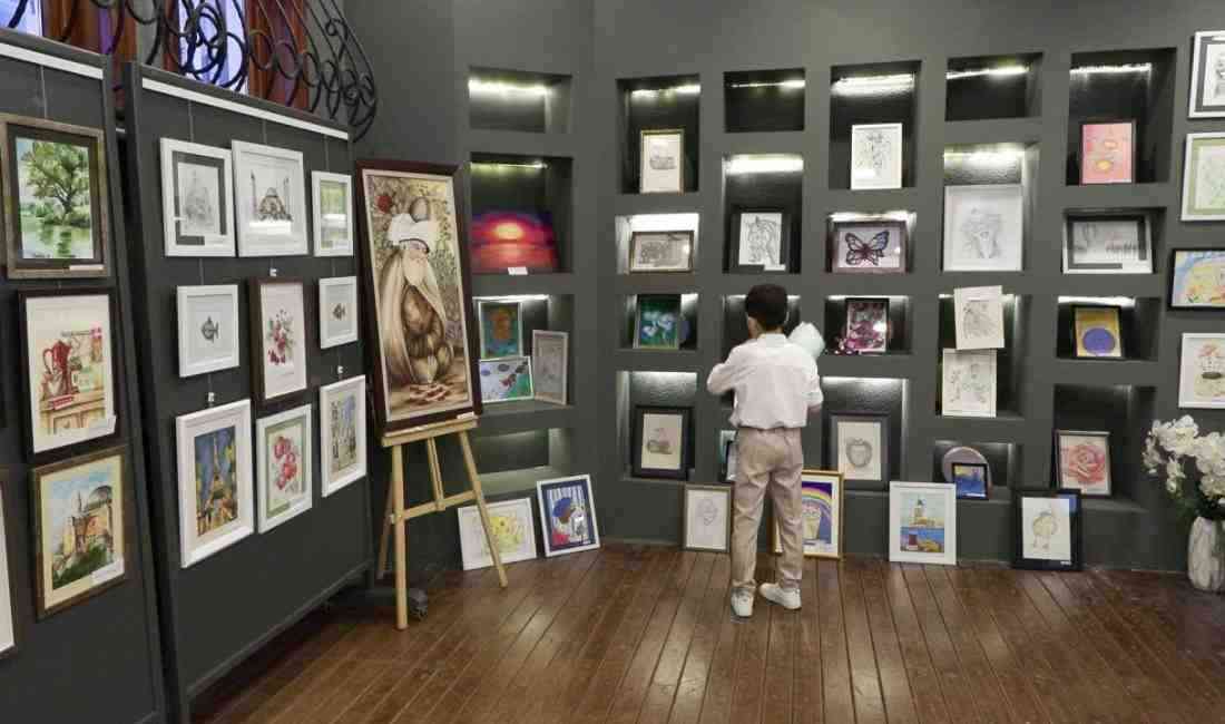 51 Öğrenci, 170’ten Fazla Eseriyle Sanatseverlerle Buluştu Çınar Uluslararası Kültür