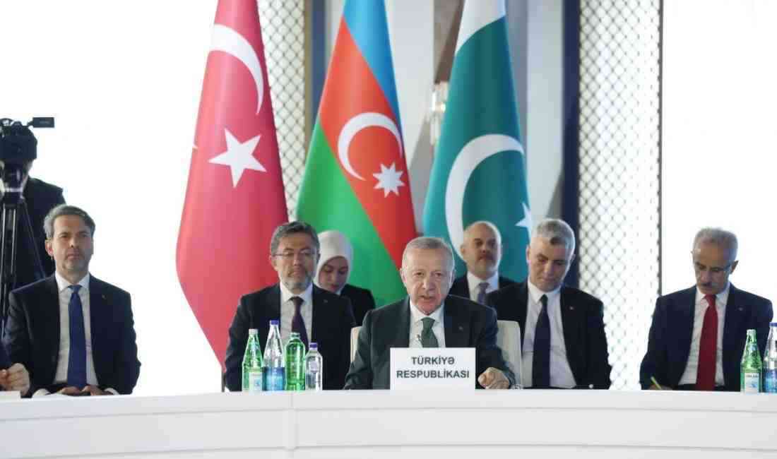 Cumhurbaşkanı Recep Tayyip Erdoğan, Azerbaycan’ın Laçın kentinde düzenlenen Türkiye-Azerbaycan-Pakistan Üçlü