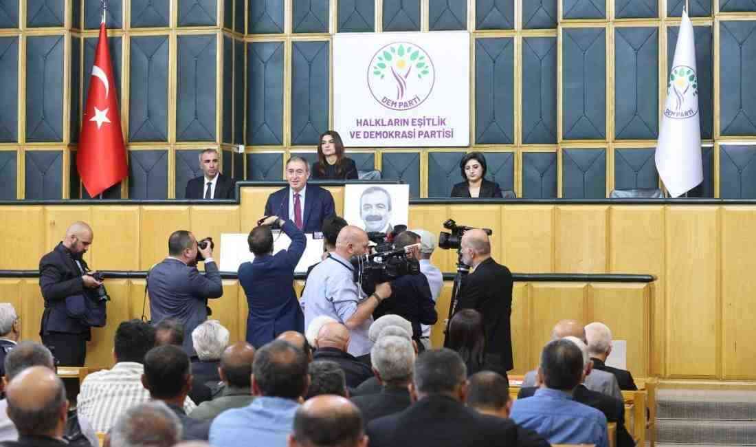 DEM Parti Eş Genel Başkanı Tuncer Bakırhan, partisinin TBMM grup
