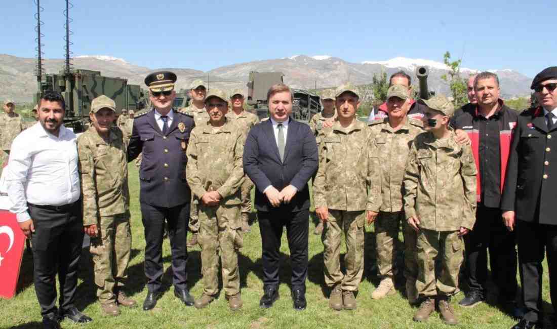 Engelliler Haftası’na Anlamlı Etkinlik Engelliler Haftası kapsamında Erzincan’da düzenlenen anlamlı