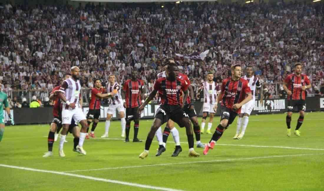 Lig Play-Off finalinde Fatih Karagümrük ile Bandırma Spor, Yeni Sakarya