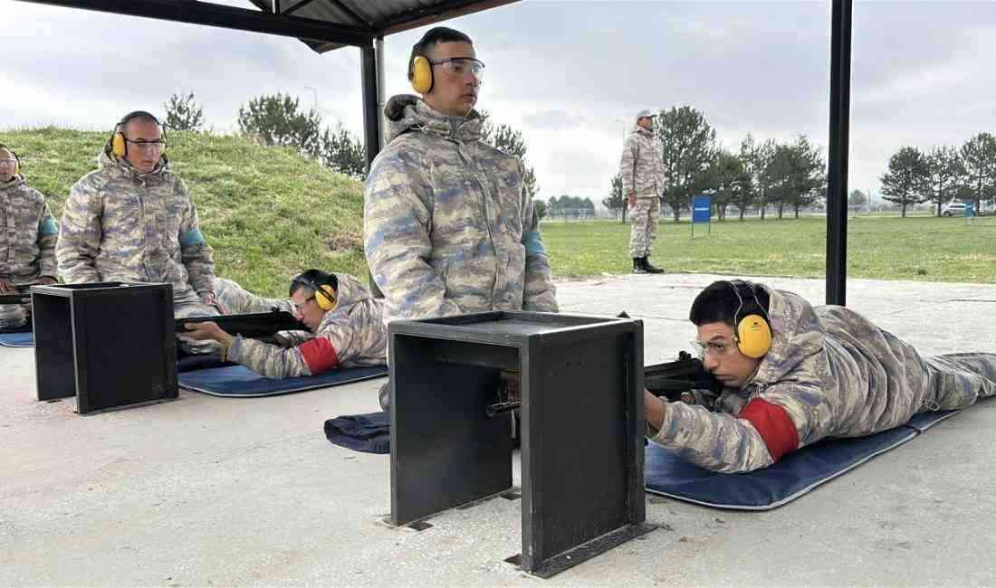Türkiye’nin Tek Hava Er Eğitim Tugayı Yoğun Temel Askerlik Eğitimi
