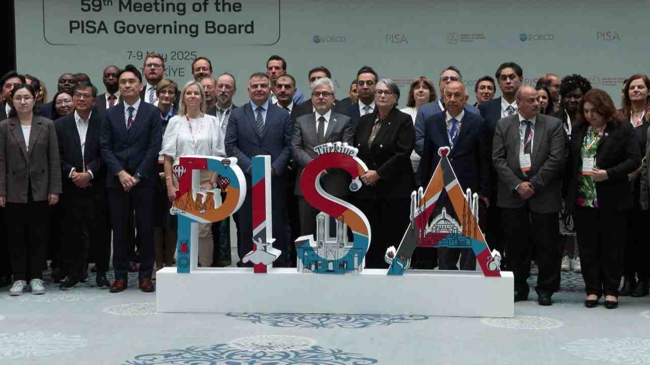 Milli Eğitim Bakan Yardımcısı Ömer Faruk Yelkenci, İstanbul’da düzenlenen OECD’nin