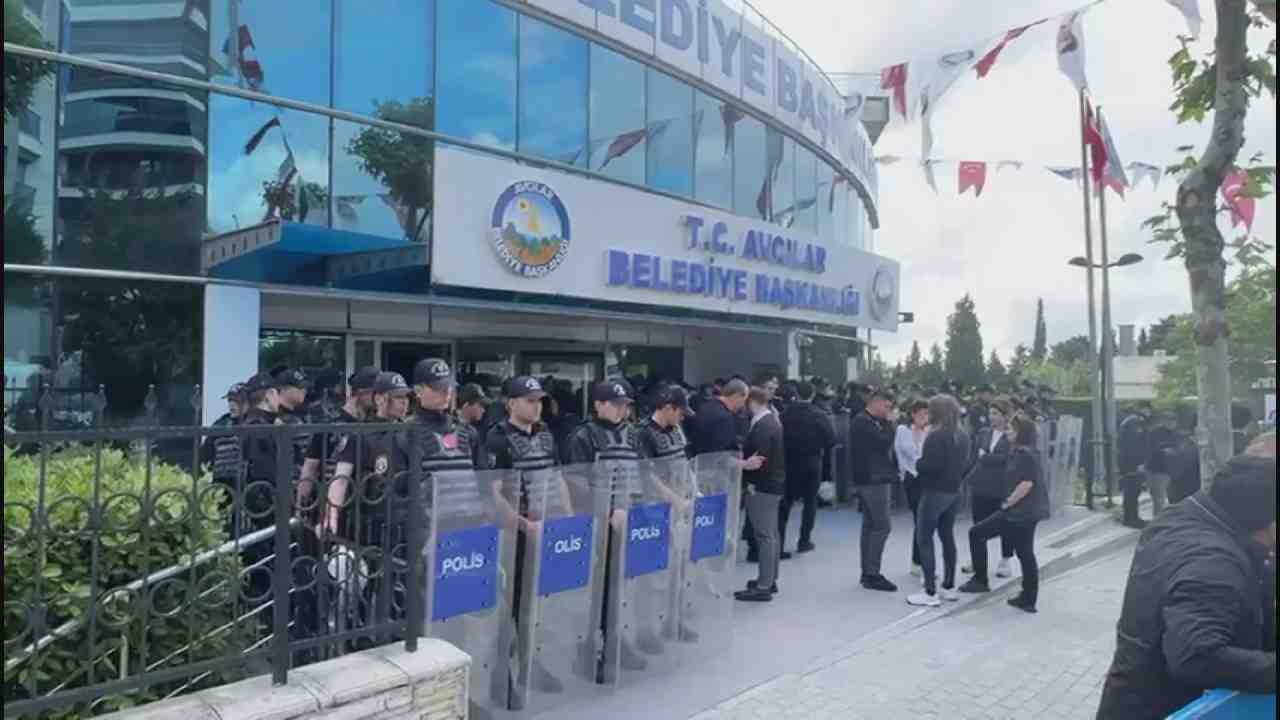 İstanbul Cumhuriyet Başsavcılığı tarafından yürütülen yolsuzluk ve suç örgütü soruşturmaları