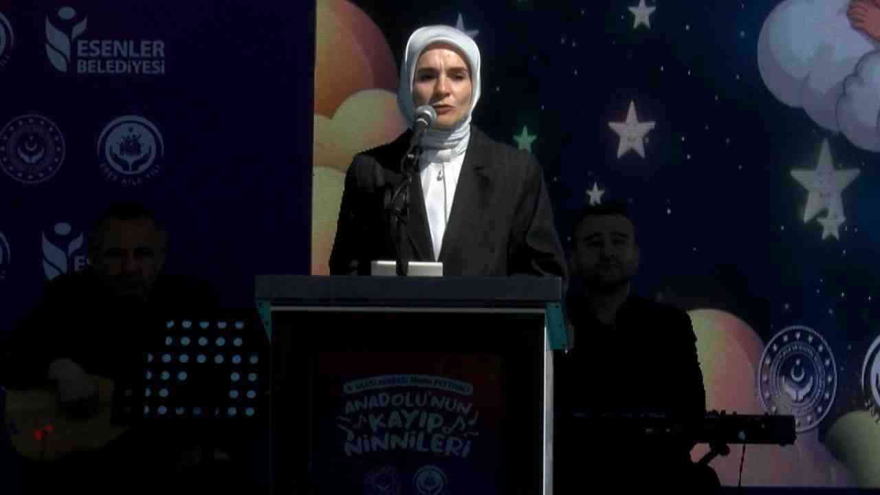 Esenler Belediyesi’nin bu yıl beşincisini düzenlediği Geleneksel Uluslararası Ninni Festivali,