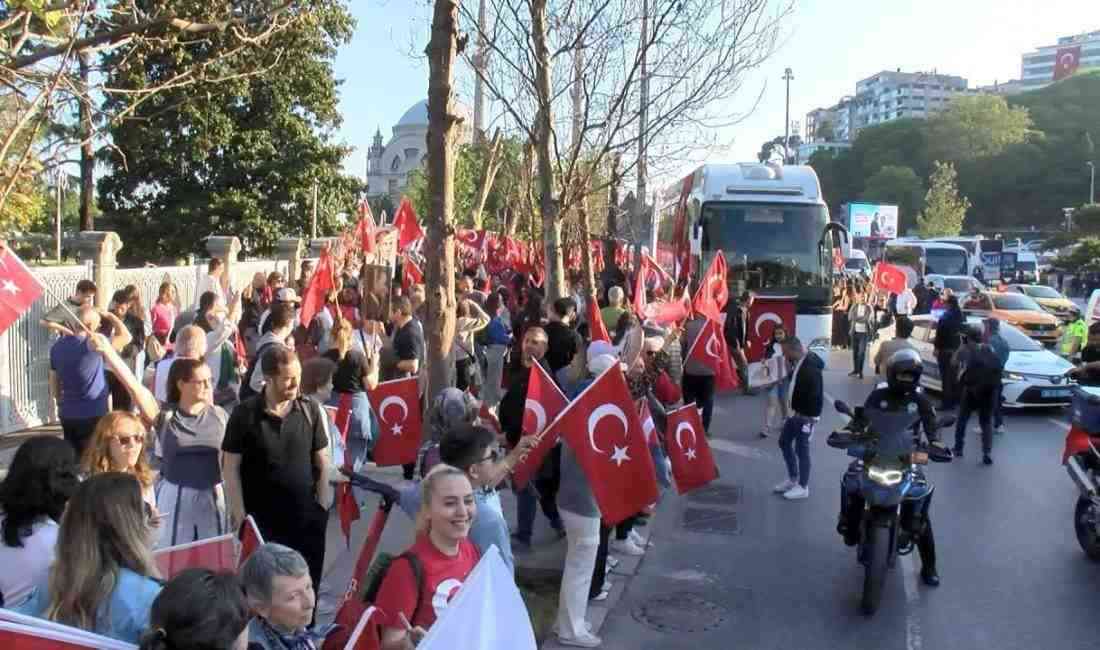 İstanbul Büyükşehir Belediyesi (İBB), 19 Mayıs Atatürk’ü Anma, Gençlik ve