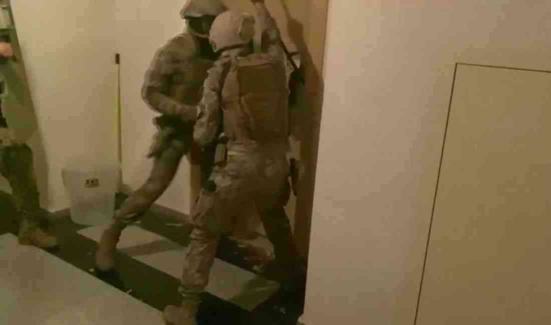 Liderliğini Tolgahan B.’nin yaptığı organize suç örgütüne yönelik operasyonda ağır