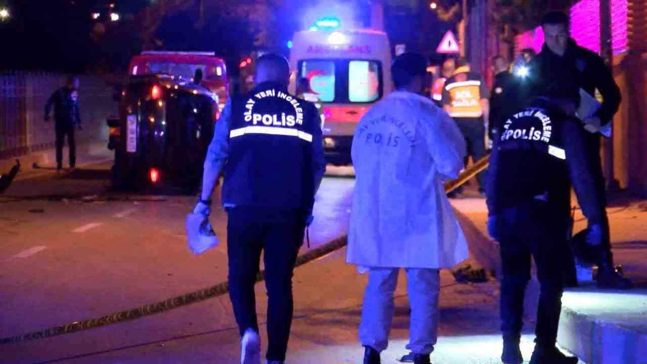 Gece Saatlerinde Sanayi Caddesi’nde Kazaİstanbul’un Kartal ilçesinde gece saatlerinde meydana