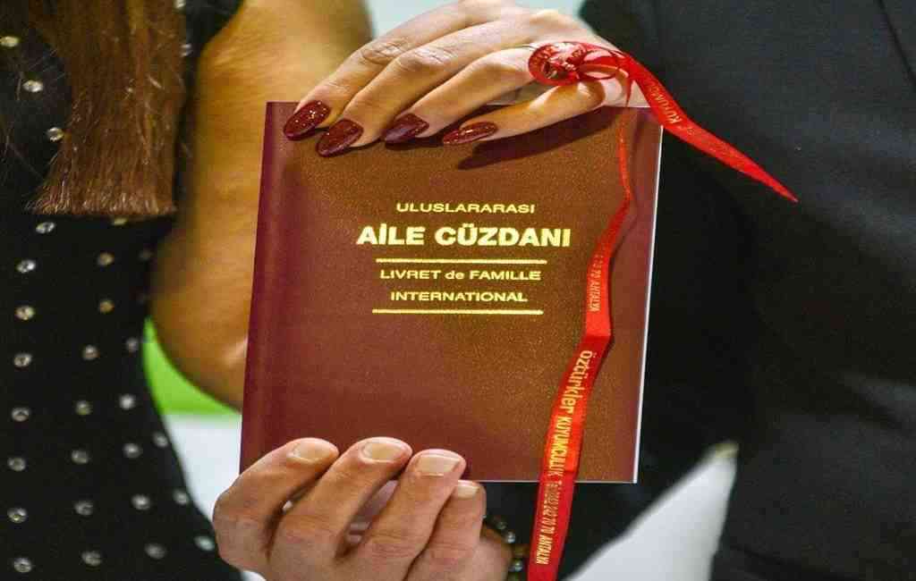 Yaz aylarının gelmesiyle birlikte İstanbul’da nikah sezonu da açıldı. Nikah